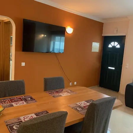 House With A Bbq Terrace In The Centre Of * Lagos