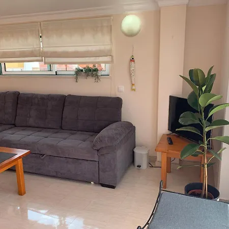 House With A Bbq Terrace In The Centre Of Holiday home Lagos