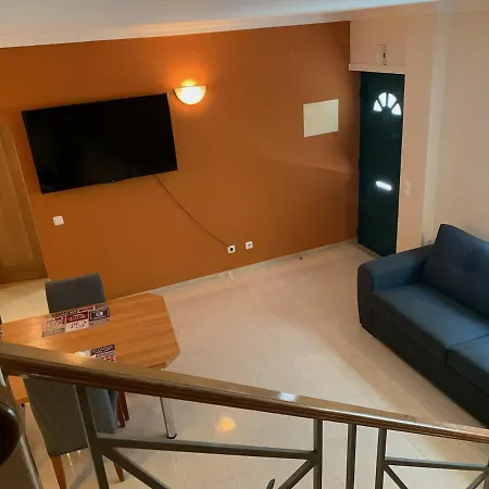 House With A Bbq Terrace In The Centre Of Holiday home *